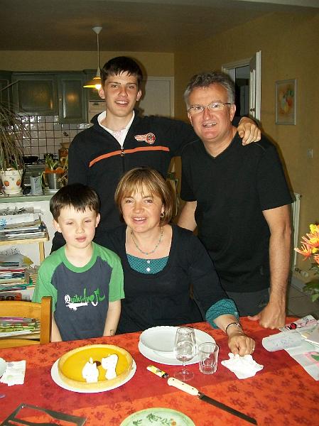 14 mai 2009 MC avec les garcons.JPG